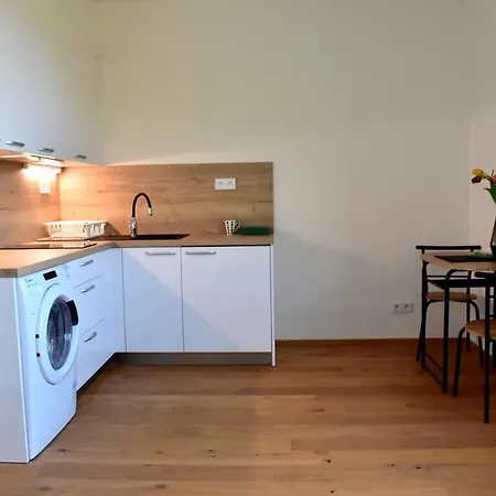 Airstay Prague Apartment: Grebovka Exterior photo