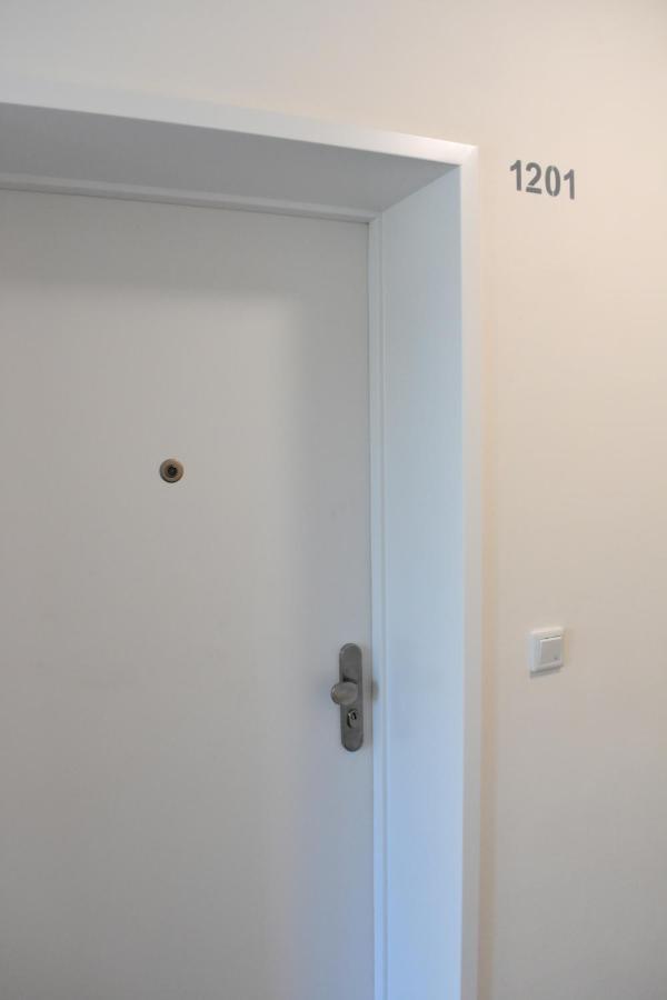 Апартаменти Airstay Apartment: Grebovka