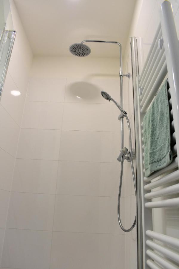 Апартаменти Airstay Apartment: Grebovka Прага