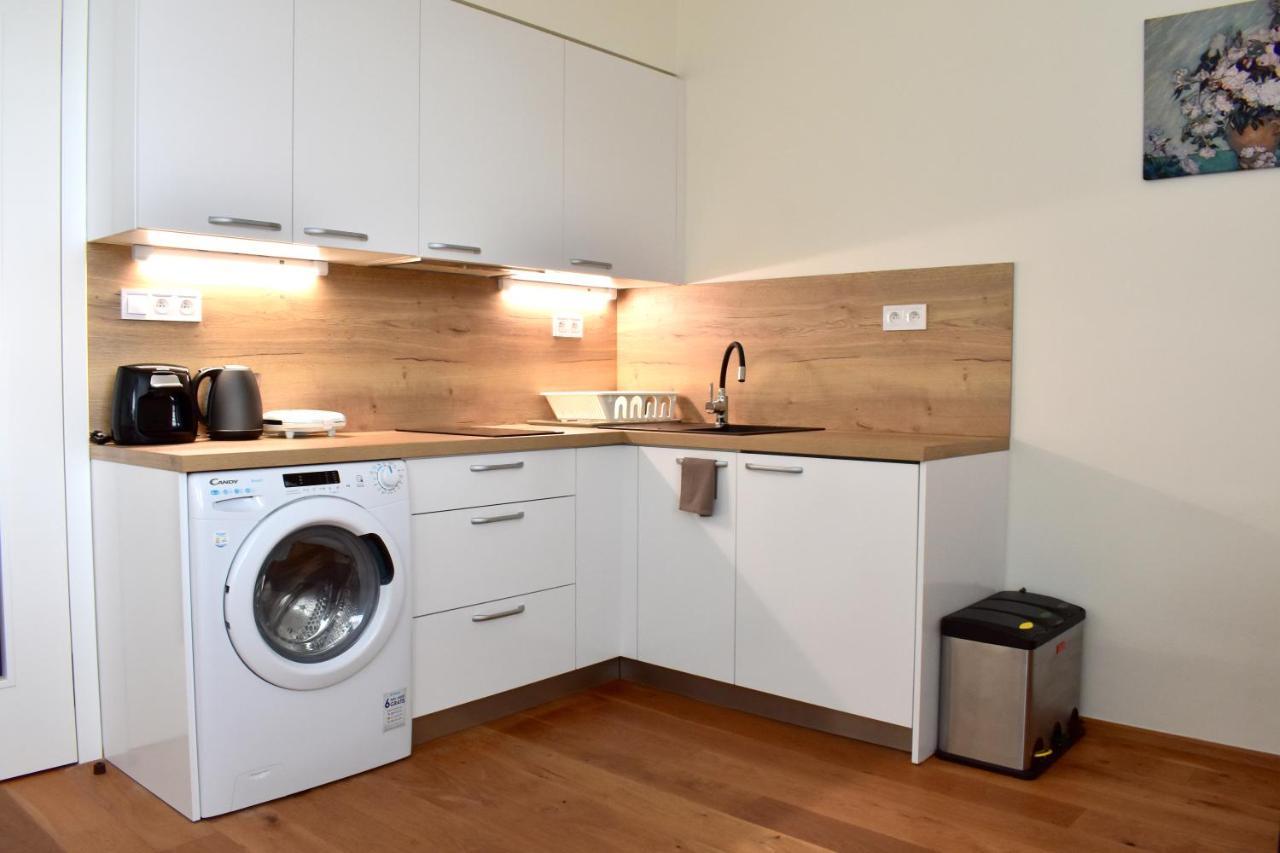 Airstay Apartment: Grebovka Апартаменти Прага